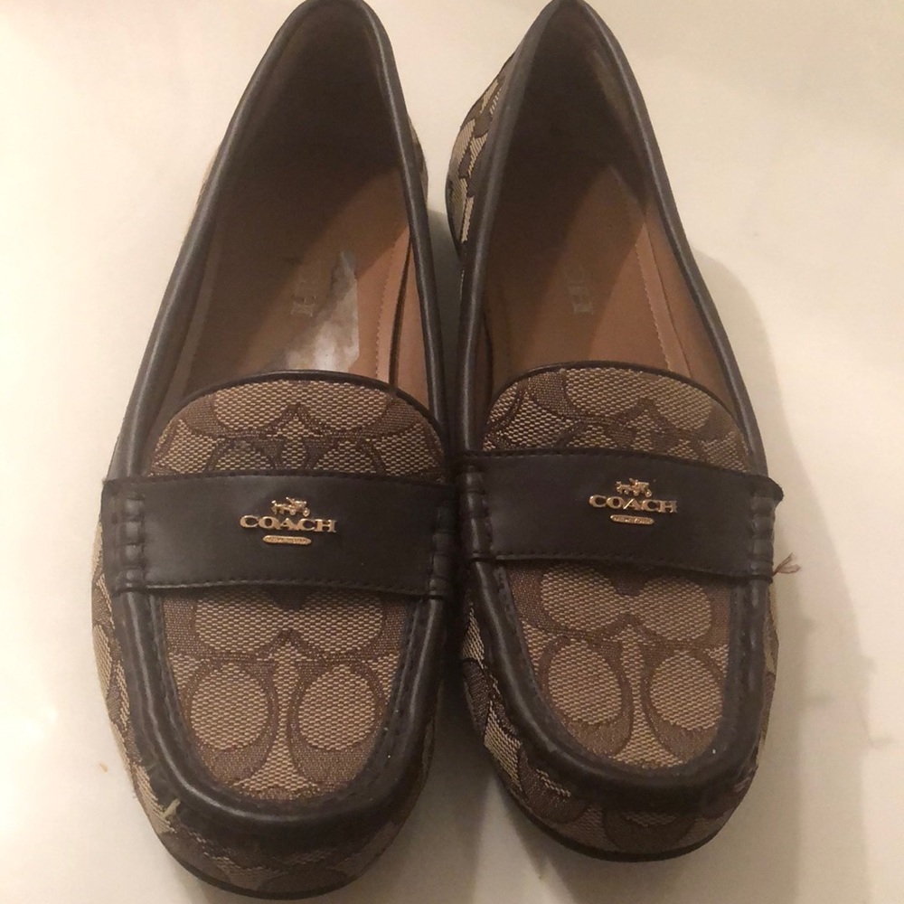 Couch shoes